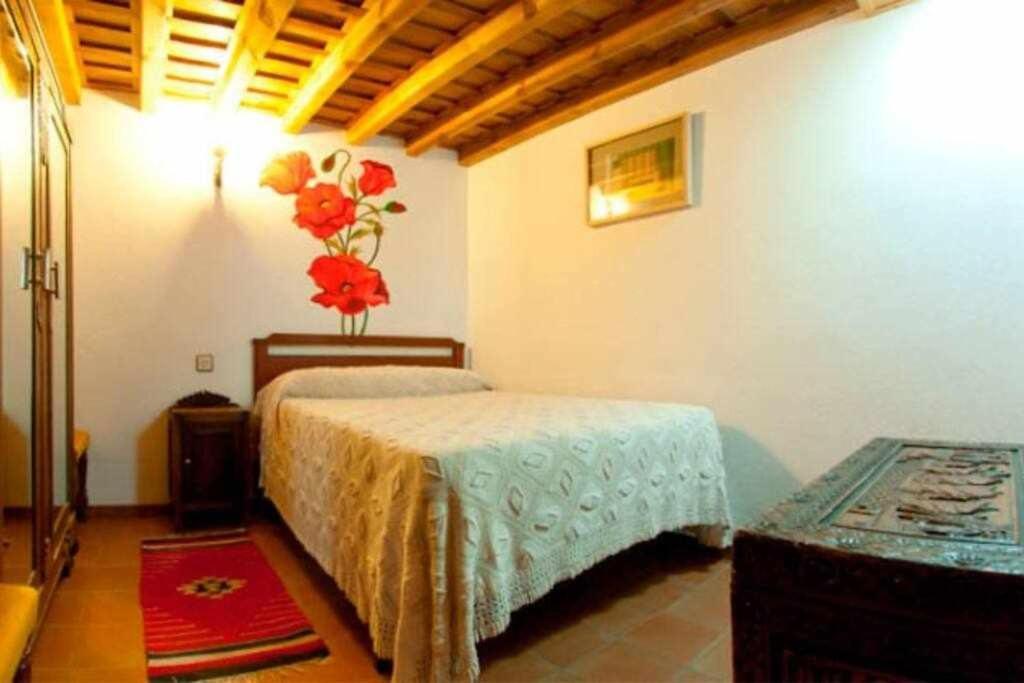 Casa Rural Lucia Es Una Casa Rural Amplia Con Pat Cabezas Bajas Extérieur photo